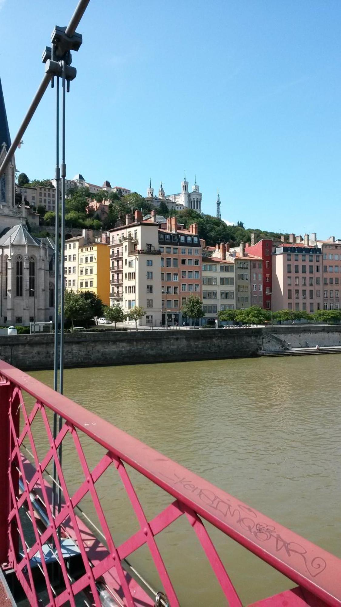 Apartamento La Nuit Saint Georges Lyon Exterior foto
